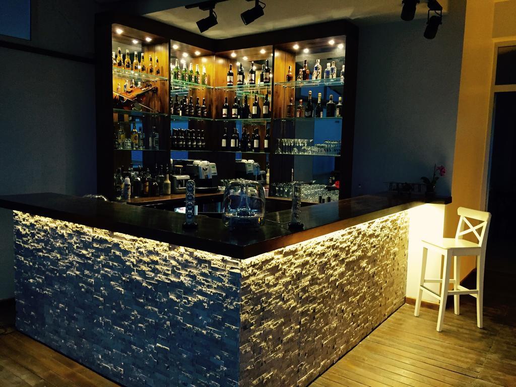 Nemrut Bay Otel Yenifoca Eksteriør billede